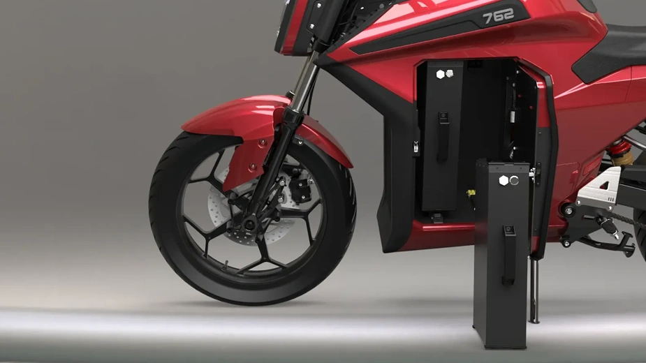 Dual Swappable Batteries Explained: How Battery Swapping Actually Works (And Why Riders Love It)